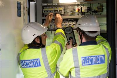 A £700,000 project to improve power supplies is underway in rural Herefordshire. 
